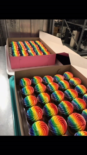 rainbow themed cupcakes